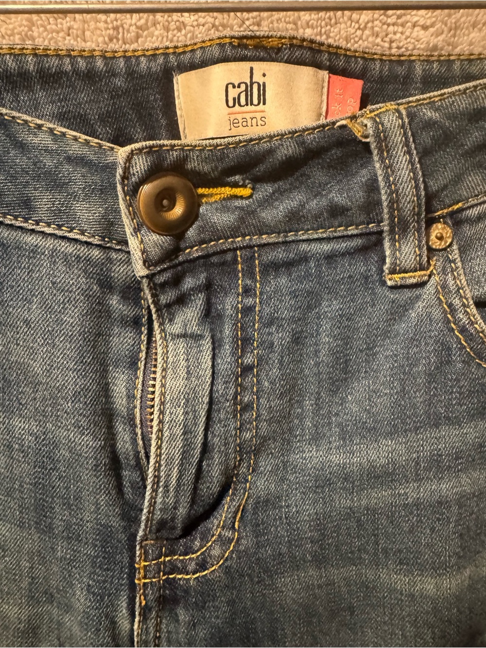 CAbi Kick It Crop Jeans - Picture 2 of 9